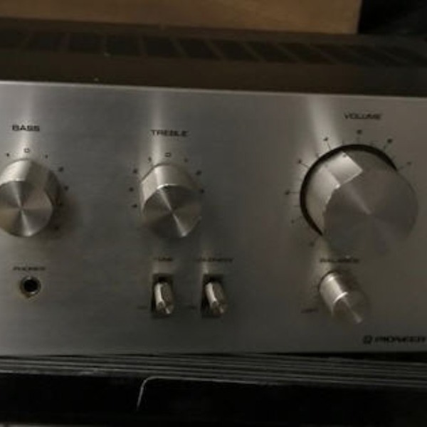 Vintage Pioneer SA-6500 II integrated stereo amplifier (1977 - 1978)